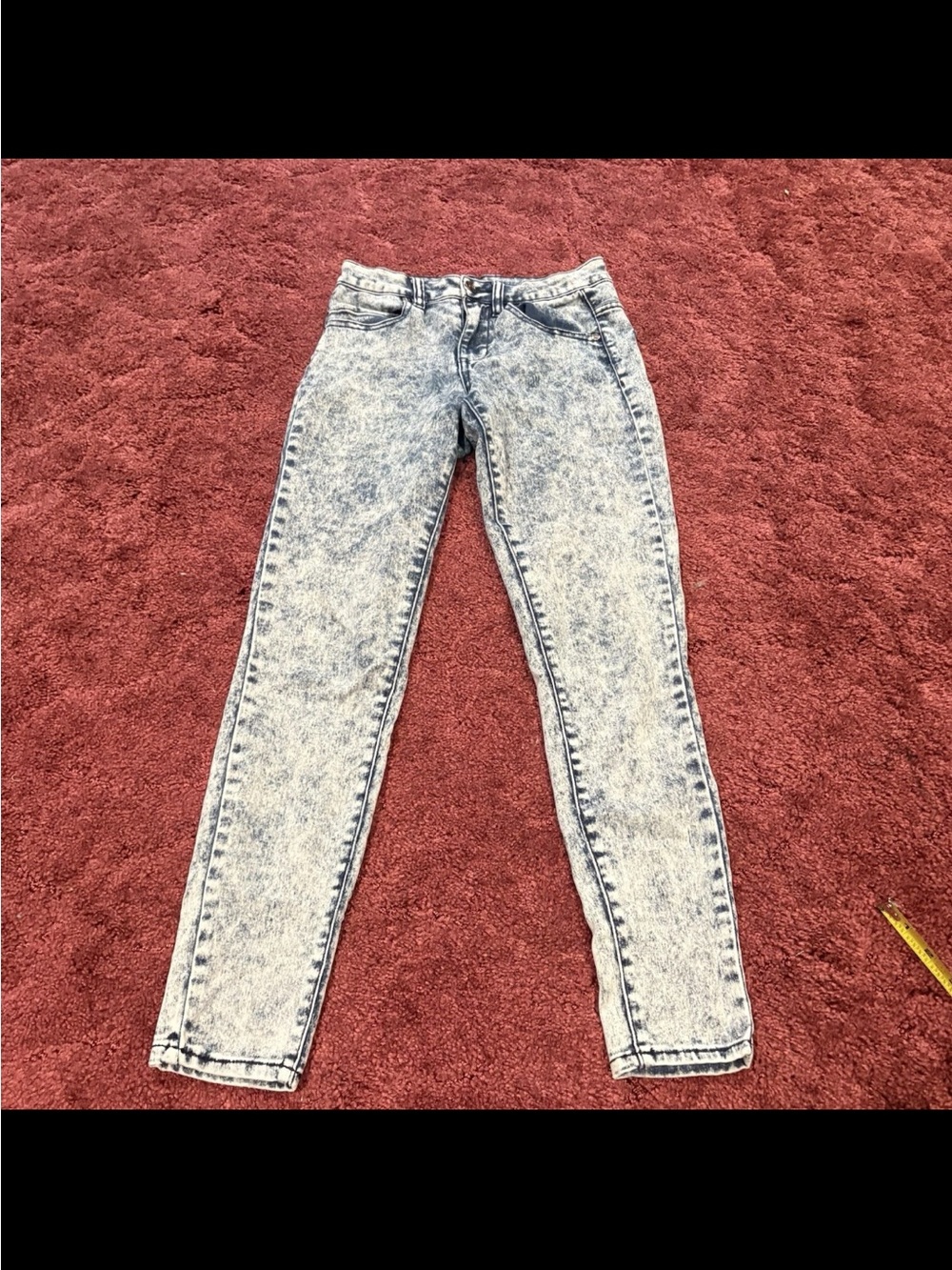 dELiA*s Women's Acid Wash Skinny Jeans - Light Blue